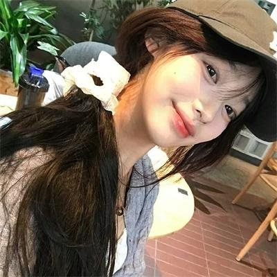伯纳德特的真实本质